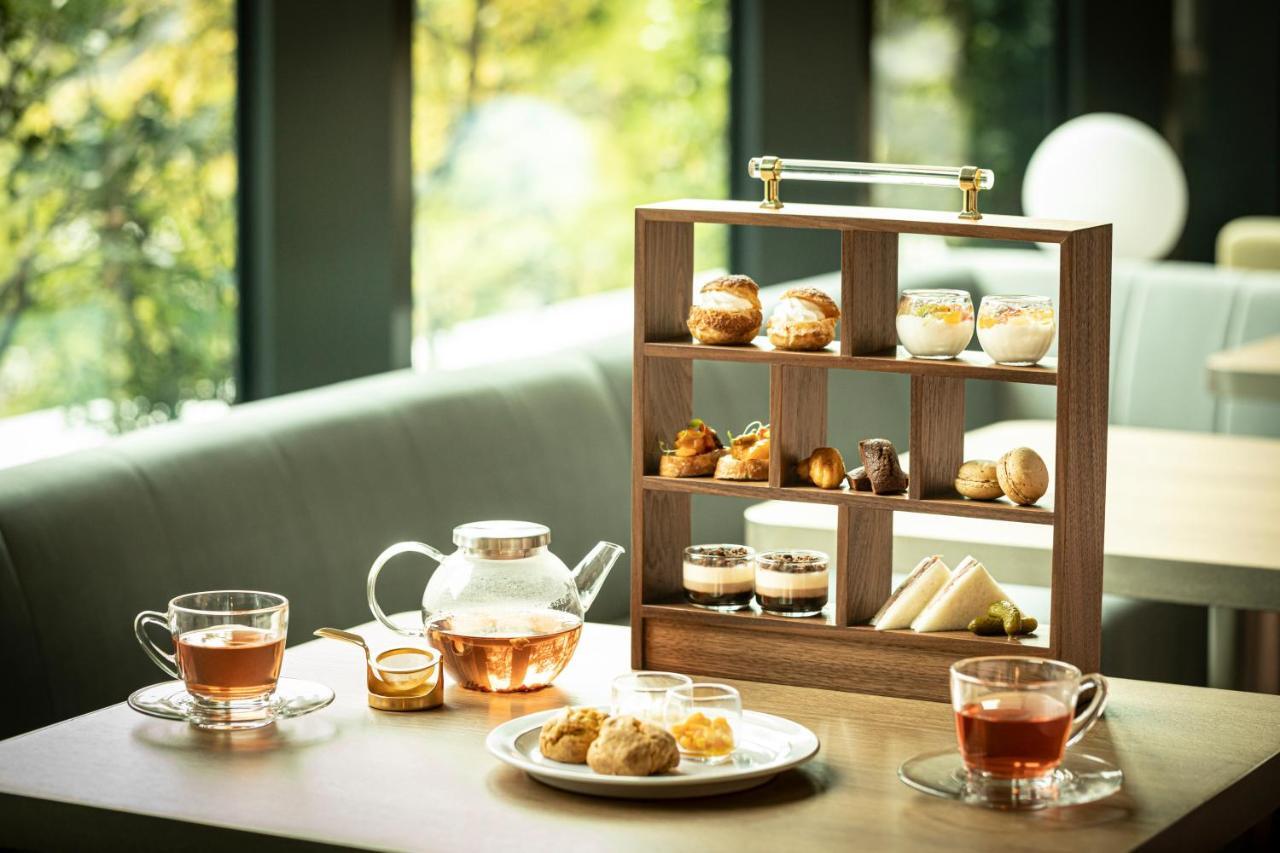 Miyako Hotel Hakata Fukuoka  Exterior foto Afternoon tea at the InterContinental Hong Kong