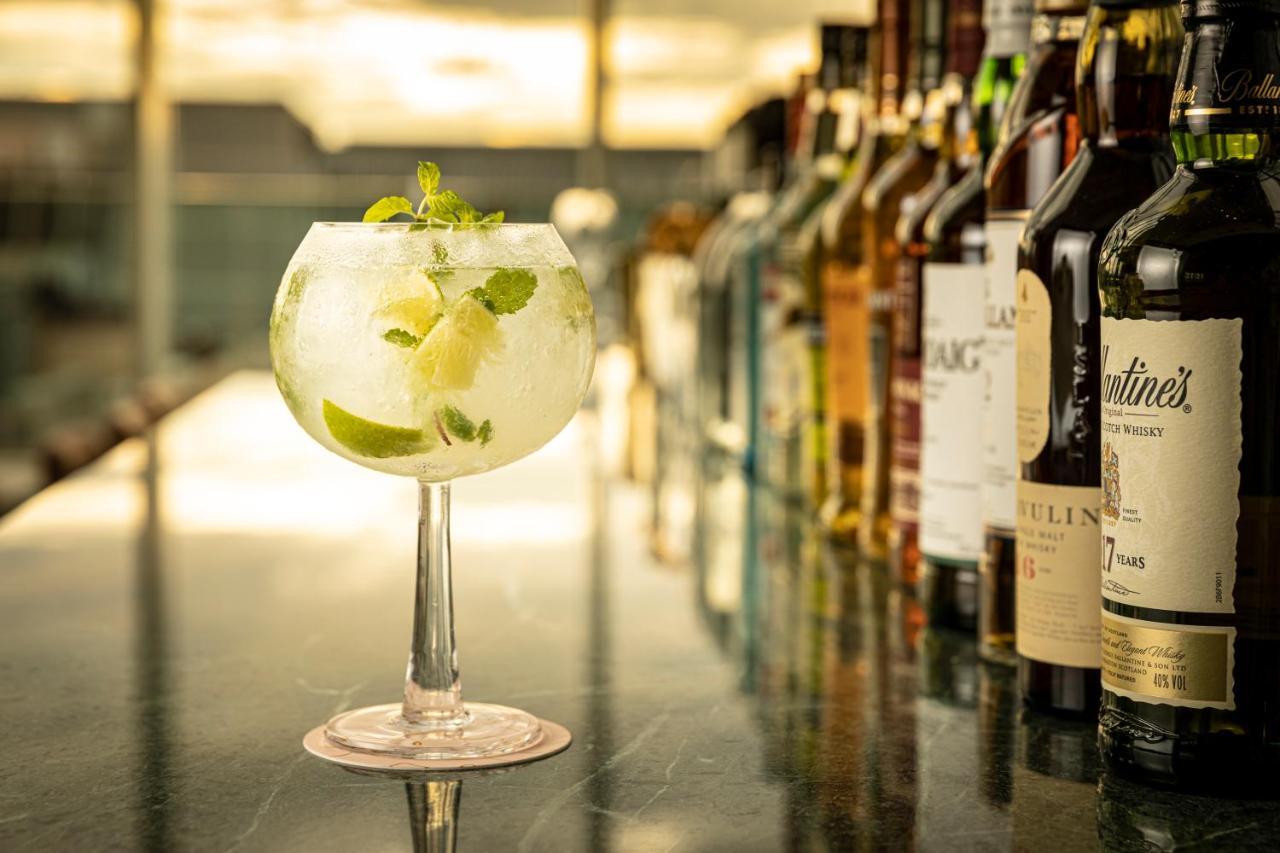 Miyako Hotel Hakata Fukuoka  Exterior foto A gin and tonic